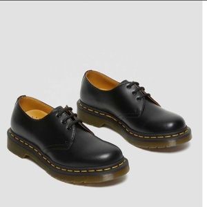 Dr. Martens 1491